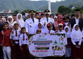 Baitul Mal Aceh Tengah Santuni 800 Anak Yatim-Piatu, Total Bantuan Rp400 Juta