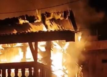 Dua Rumah di Pasar Pagi Lama Hangus Terbakar, Diduga Akibat Korsleting Listrik
