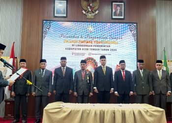 Rotasi 9 Pejabat Eselon II, Khairmansyah Duduki Kursi Asisten, Haili Yoga: “Matahari Tetap Satu”